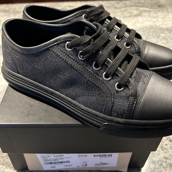 Gucci Sneakers- NEW - Picture 2 of 7